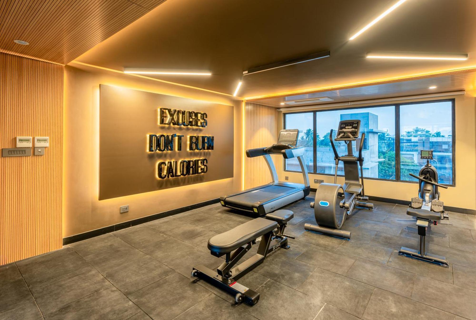 Park Inn & Suites By Radisson Thrissur East Fort المظهر الخارجي الصورة